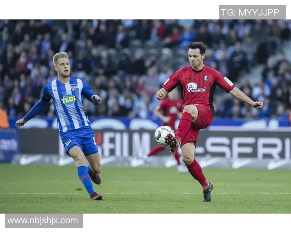 柏林赫塔收获连胜,力压弗赖堡稳坐榜首位置 柏林赫塔收获连胜,力压弗赖堡稳坐榜首位置