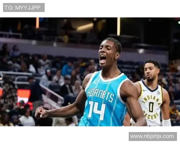 黄蜂锋线上演爆发,戈登带领球队逆转击败骑士 黄蜂锋线上演爆发,戈登带领球队逆转击败骑士