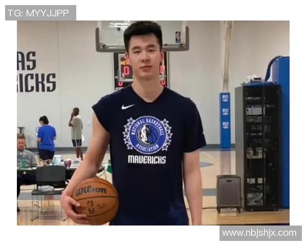 老鹰核心球员受伤将缺席关键比赛，全队备战迎难而上！