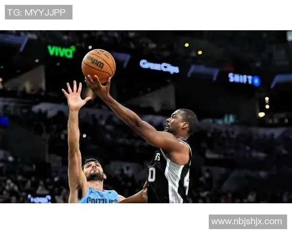 马刺老将大放异彩，带领球队击败对手