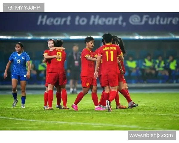 女足球员张丽荣荣蝉联最佳射手，奉献精彩进球表现